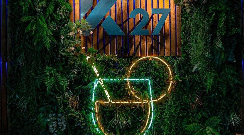 Restaurant, Bar, Avant boite SIX-FOURS LES PLAGES K27